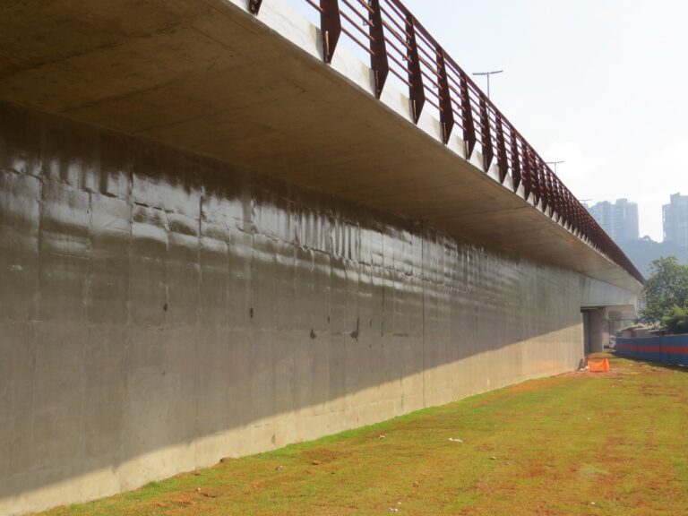 PROTEÇÃO DE CONCRETO APARENTE COM VERNIZ ANTIPICHAÇÃO – Viapol